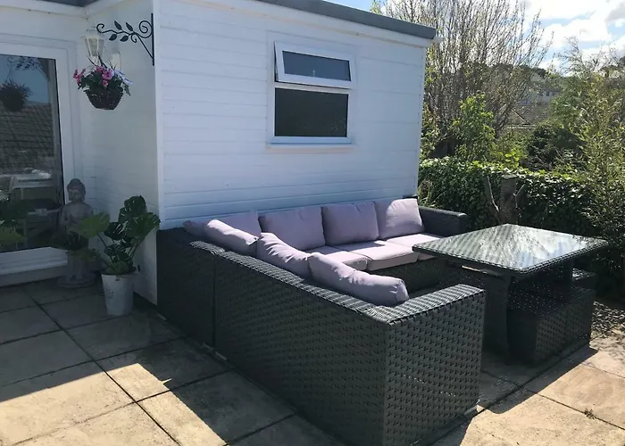 Nicolas Devon Air Bed And Breakfast